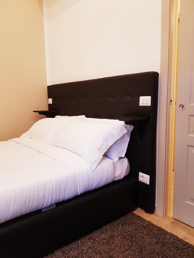 Cairoli Rooms Rom Exteriör bild